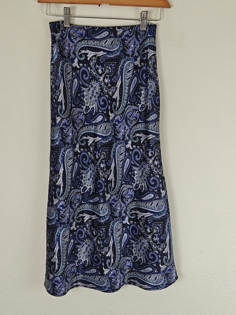Vintage 35th & 10th Blue Paisley Satin Midi Skirt Y2K Slip Style XS